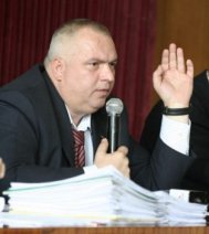 Nicusor Constantinescu ?!?!?!?!