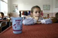 Pesedistul Dobre scoate miliarde din cornul elevilor