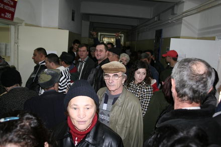 fotoreportaj alegeri parlamentare 2008 245481 fotoreportaj alegeri parlamentare 2008 245481