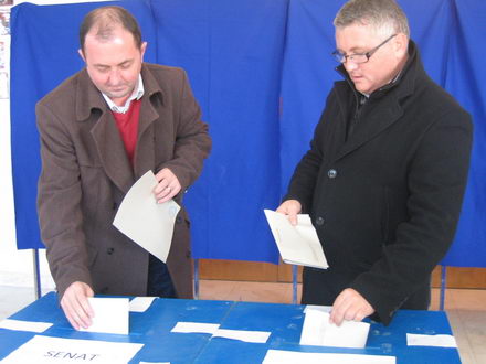 fotoreportaj alegeri parlamentare 2008 245481 fotoreportaj alegeri parlamentare 2008 245481