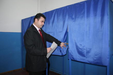 fotoreportaj alegeri parlamentare 2008 245481 fotoreportaj alegeri parlamentare 2008 245481