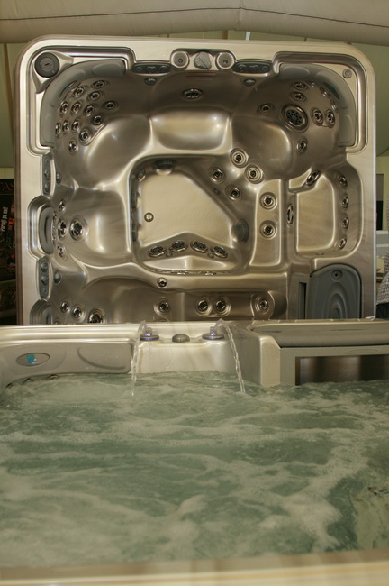 bolizii barcile si luxul distractia lui mazare in 2008 galerie foto 247335 bolizii barcile si luxul distractia lui mazare in 2008 galerie foto 247335