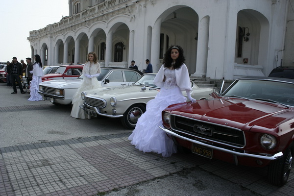 bolizii barcile si luxul distractia lui mazare in 2008 galerie foto 247335 bolizii barcile si luxul distractia lui mazare in 2008 galerie foto 247335