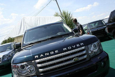 bolizii barcile si luxul distractia lui mazare in 2008 galerie foto 247335 bolizii barcile si luxul distractia lui mazare in 2008 galerie foto 247335