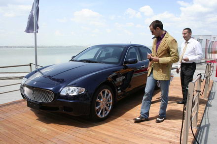 bolizii barcile si luxul distractia lui mazare in 2008 galerie foto 247335 bolizii barcile si luxul distractia lui mazare in 2008 galerie foto 247335