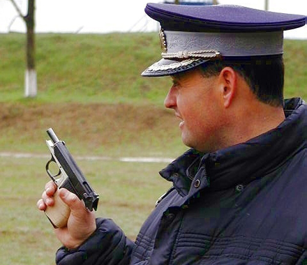 politist_pistol3.jpg