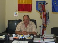 Primarul Micu vrea gradinita si cresa la Tuzla