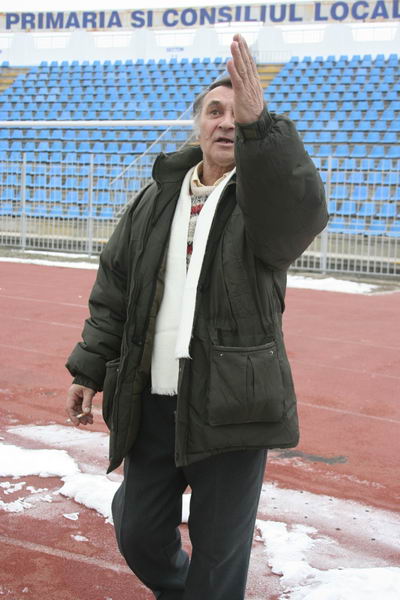 dumitru antonescu rica raducanu putea ajunge la farul galerie foto 250050 dumitru antonescu rica raducanu putea ajunge la farul galerie foto 250050