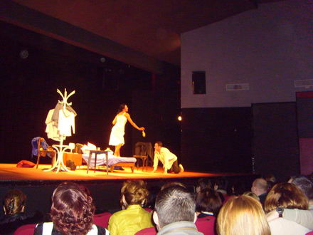 gabriel fatu cine nu are treaba acasa vine in direct la otv galerie foto 250250 gabriel fatu cine nu are treaba acasa vine in direct la otv galerie foto 250250