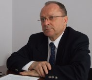 Duplexes and pools on the land of the Poultry Farm