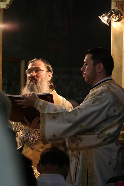 ips teodosie multumesc lui dumnezeu ca m a ajutat sa primesc aceste lovituri galerie foto 255006 ips teodosie multumesc lui dumnezeu ca m a ajutat sa primesc aceste lovituri galerie foto 255006