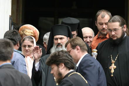 ips teodosie multumesc lui dumnezeu ca m a ajutat sa primesc aceste lovituri galerie foto 255006 ips teodosie multumesc lui dumnezeu ca m a ajutat sa primesc aceste lovituri galerie foto 255006