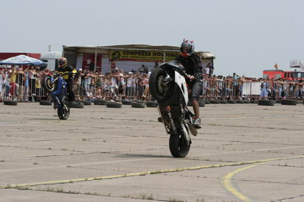 mama lui gxg george a trait putin dar foarte intens galerie foto 28867 255438 mama lui gxg george a trait putin dar foarte intens galerie foto 28867 255438