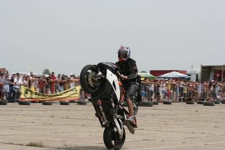 mama lui gxg george a trait putin dar foarte intens galerie foto 28867 255438 mama lui gxg george a trait putin dar foarte intens galerie foto 28867 255438