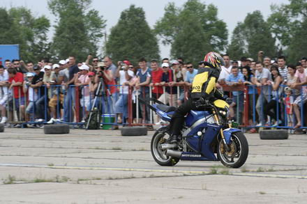 mama lui gxg george a trait putin dar foarte intens galerie foto 28867 255438 mama lui gxg george a trait putin dar foarte intens galerie foto 28867 255438