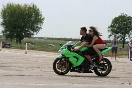 mama lui gxg george a trait putin dar foarte intens galerie foto 28867 255438 mama lui gxg george a trait putin dar foarte intens galerie foto 28867 255438