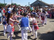 Copiii din Cumpana - protagonistii unui spectacol de muzica si culoare (galerie foto)