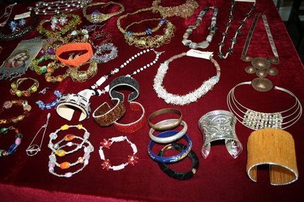 dana marijuana in topul vanzarilor la my grandmas backyard galerie foto 98239 257676 dana marijuana in topul vanzarilor la my grandmas backyard galerie foto 98239 257676