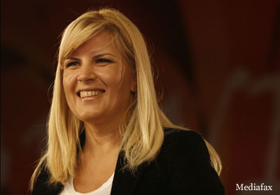 elena-udrea-vesela.jpg