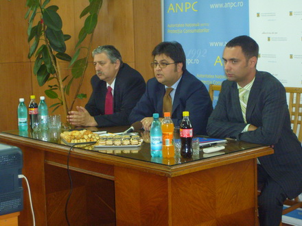 vasile chirondojan cadou pentru primar o parapanta sau un trabuc galerie foto 25931 257867 vasile chirondojan cadou pentru primar o parapanta sau un trabuc galerie foto 25931 257867