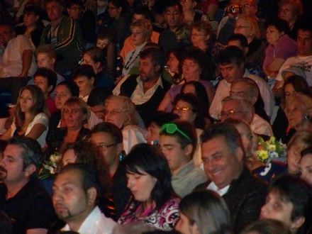 nicusor fratii mazare si geoana castigatorii marelui trofeu politic de la festival galerie foto 1834 nicusor fratii mazare si geoana castigatorii marelui trofeu politic de la festival galerie foto 1834