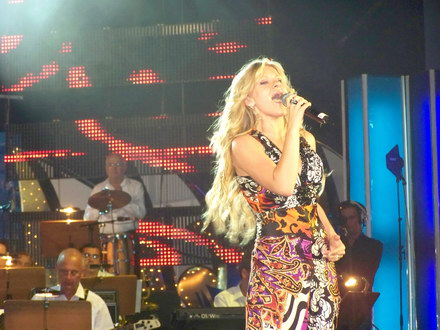 nicusor fratii mazare si geoana castigatorii marelui trofeu politic de la festival galerie foto 1834 nicusor fratii mazare si geoana castigatorii marelui trofeu politic de la festival galerie foto 1834