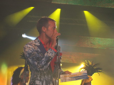 nicusor fratii mazare si geoana castigatorii marelui trofeu politic de la festival galerie foto 1834 nicusor fratii mazare si geoana castigatorii marelui trofeu politic de la festival galerie foto 1834