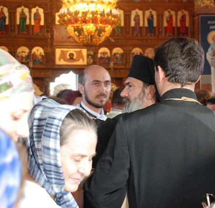 teodosie a tinut slujba in fata portretului preotului chircu galerie foto 28971 262567 teodosie a tinut slujba in fata portretului preotului chircu galerie foto 28971 262567