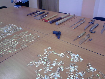 autorii jafurilor armate in actiune pe camerele de supraveghere galerie foto video 41449 264294 autorii jafurilor armate in actiune pe camerele de supraveghere galerie foto video 41449 264294