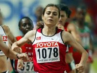 Atleta Sureyya Ayhan, suspendata pe viata de TAS