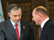 Contre Basescu - Geoana, pe Twitter