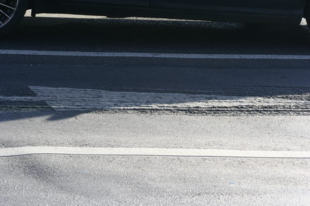 ne facem ca muncim tragand dungi pe asfalt galerie foto 79731 267854 ne facem ca muncim tragand dungi pe asfalt galerie foto 79731 267854