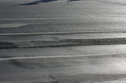 ne facem ca muncim tragand dungi pe asfalt galerie foto 79731 267854 ne facem ca muncim tragand dungi pe asfalt galerie foto 79731 267854