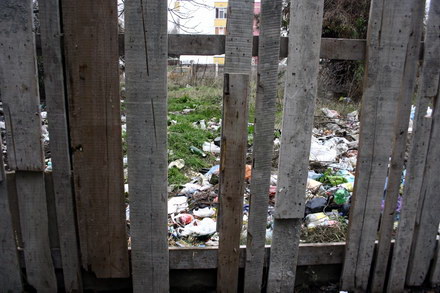 groapa de gunoi din strada zefirului poarta 6 galerie foto 36718 269041 groapa de gunoi din strada zefirului poarta 6 galerie foto 36718 269041