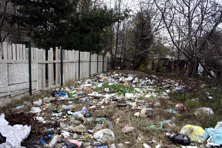 groapa de gunoi din strada zefirului poarta 6 galerie foto 36718 269041 groapa de gunoi din strada zefirului poarta 6 galerie foto 36718 269041