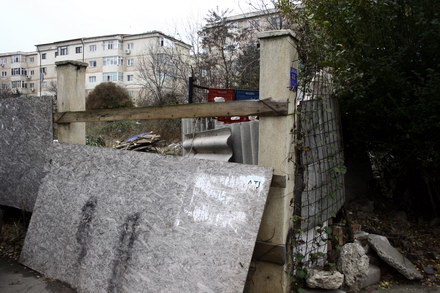 groapa de gunoi din strada zefirului poarta 6 galerie foto 36718 269041 groapa de gunoi din strada zefirului poarta 6 galerie foto 36718 269041