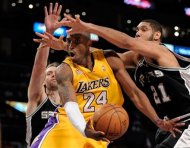 NBA/Lakers - Phoenix 108-88. Lakers 9 succese la rand. (video)