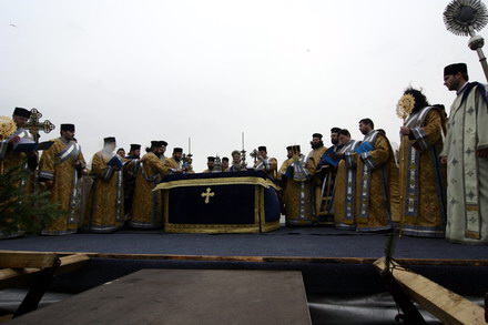 boboteaza a adus la arhiepiscopie mii de constanteni galerie foto 33024 270928 boboteaza a adus la arhiepiscopie mii de constanteni galerie foto 33024 270928