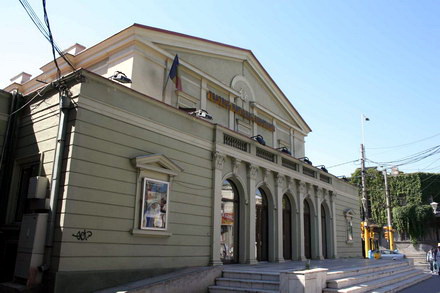teatrul_fantasio.jpg