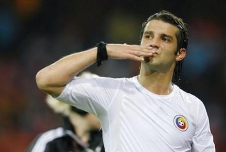 chivu21.jpg