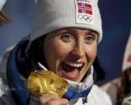 Vancouver 2010 (Schi Fond F) Bjoergen, prea tare pentru concurenta