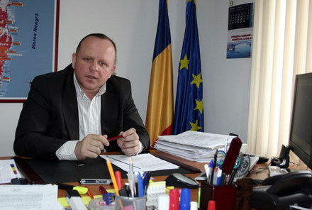 agigea_primar_cristian_carjaliu_03.jpg