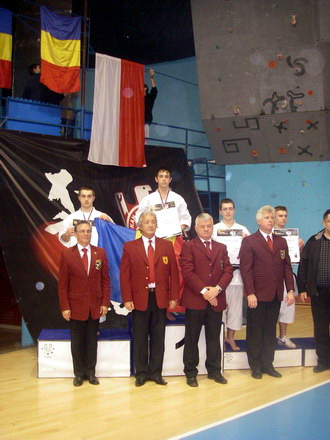 doua medalii la campionatul mondial de karate galerie foto 32465 278219 doua medalii la campionatul mondial de karate galerie foto 32465 278219