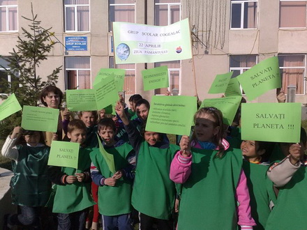 de ziua pamantului elevii clasei a ii a a grup scolar cogealac galerie foto 44019 282211 de ziua pamantului elevii clasei a ii a a grup scolar cogealac galerie foto 44019 282211