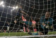 Fotbal (UCL) Messi anihilat, Barcelona cedeaza clar la Milano