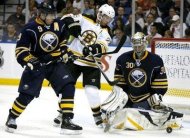 NHL Miller inchide poarta, Buffalo castiga deschiderea (video)