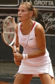 Tenis (f) Ungur, in turul doi la Civitavecchia