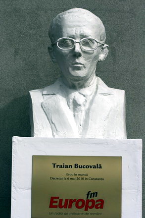 statuie pentru un erou in munca galerie foto 58895 284130 statuie pentru un erou in munca galerie foto 58895 284130