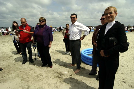 prefectul claudiu palaz a sustinut sa construim europa pe plaja modern galerie foto 88084 284288 prefectul claudiu palaz a sustinut sa construim europa pe plaja modern galerie foto 88084 284288