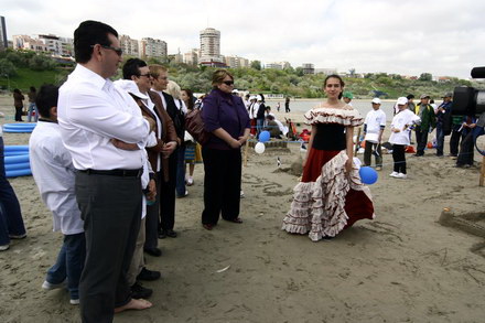 prefectul claudiu palaz a sustinut sa construim europa pe plaja modern galerie foto 88084 284288 prefectul claudiu palaz a sustinut sa construim europa pe plaja modern galerie foto 88084 284288